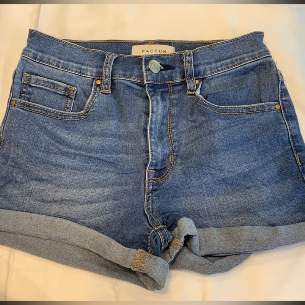 Pacsun -The Shortie Shorts
